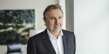 Michał Sołowow sprzedaje swój biznes w Rosji