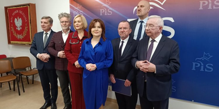 ŚCO nie dostanie blisko 300 milionów dofinansowania? „Niech rząd przestanie się bawić życiem Polaków”