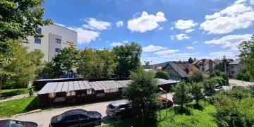 Mieszkańcy zapowiadają protest przeciwko budowie bloku. Miasto: nie sprzedamy działki, jeśli nie dojdzie do porozumienia wszystkich stron