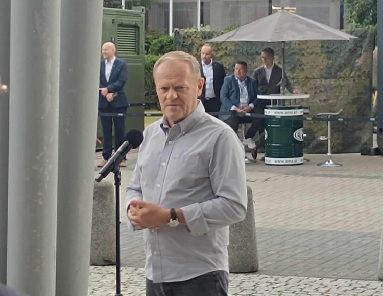 Premier: w związku z ćwiczeniami Zapad w nocy z czwartku na piątek zamkniemy granice z Białorusią