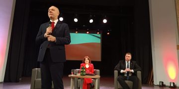 Jacek Sasin i Przemysław Czarnek odwiedzili Kielce