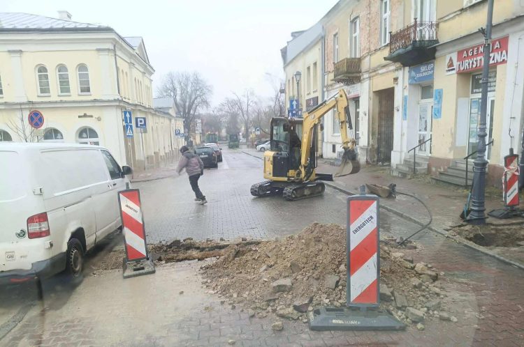 Utrudnienia w rejonie Placu Wolności