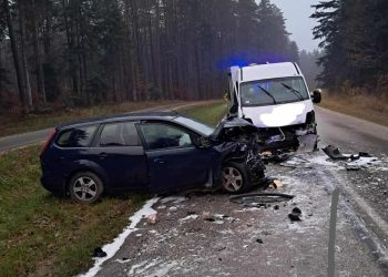 Wypadek w gminie Zagnańsk. Pięć osób trafiło do szpitala