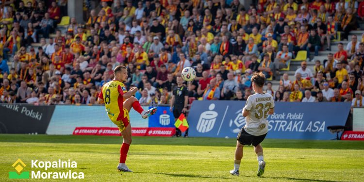 Jedną passę podtrzymać, drugą przełamać. Korona podejmuje rozpędzony Raków