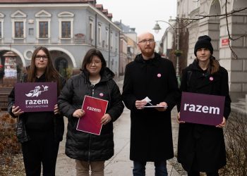 Działacze partii Razem popierają nocne ograniczenie sprzedaży alkoholu