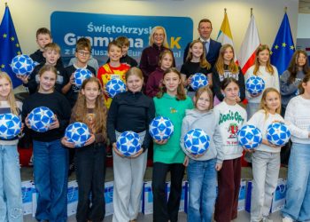 „Świętokrzyskie – Gramy na TAK z Funduszami Europejskimi”. Na Politechnice odbyło się oficjalne podsumowanie kampanii