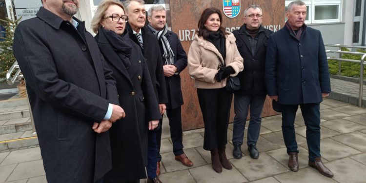 Radni sejmiku KO i PSL chcą sesji nadzwyczajnej w sprawie Wojewódzkiego Szpitala Zespolonego