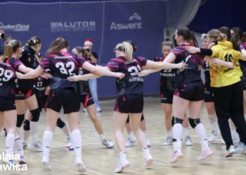 Grad bramek w meczu „Koroneczek”