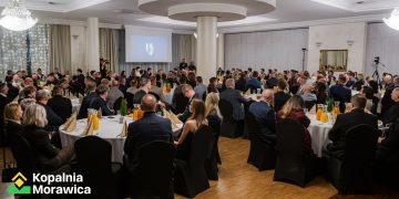 Biznes w Koronie. „Żółto-czerwoni” zainaugurowali nowy projekt