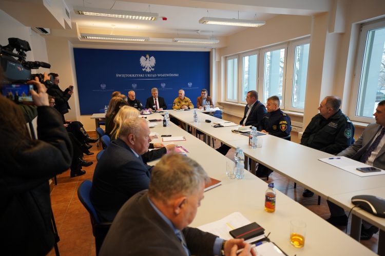 Świętokrzyskie/ Wystarczająca liczba miejsc w noclegowniach i ogrzewalniach dla bezdomnych