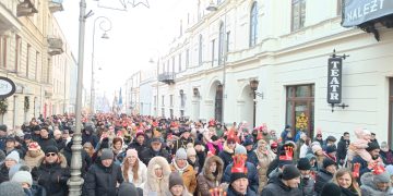 Tłumy na orszaku Trzech Króli w Kielcach [ZDJĘCIA]