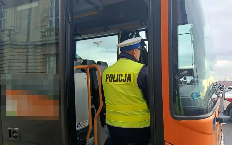 W pięciu województwach ruszają kontrole autokarów przewożących dzieci na ferie