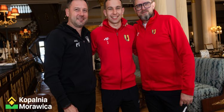 Kolejny lewonożny piłkarz na dłużej w Koronie