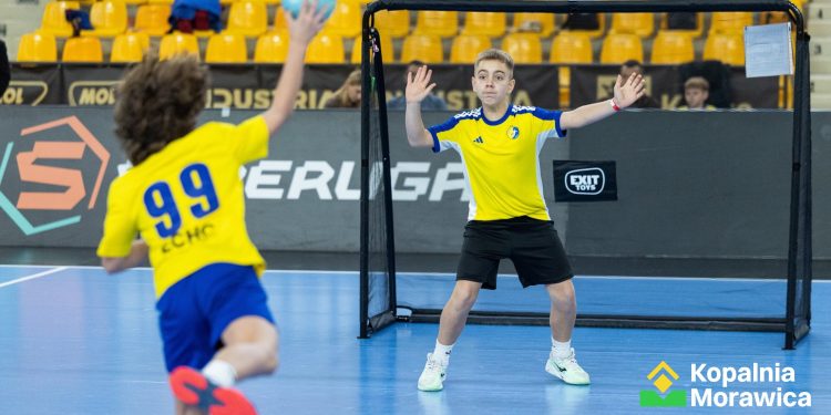 Dziadkowie zagrają z wnukami. We wtorek wyjątkowy trening Industrii Kielce