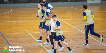 Pierwsi reprezentanci wrócili do Kielc. Industria rozpocznie granie wcześniej