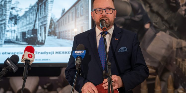 [ZDJĘCIA] Ponad 100 – letnia historia MESKO upamiętniona. Sala Tradycji otwarta
