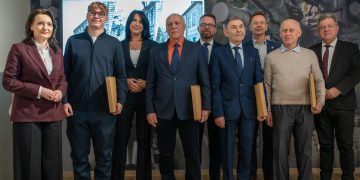 [ZDJĘCIA] Ponad 100 – letnia historia MESKO upamiętniona. Sala Tradycji otwarta