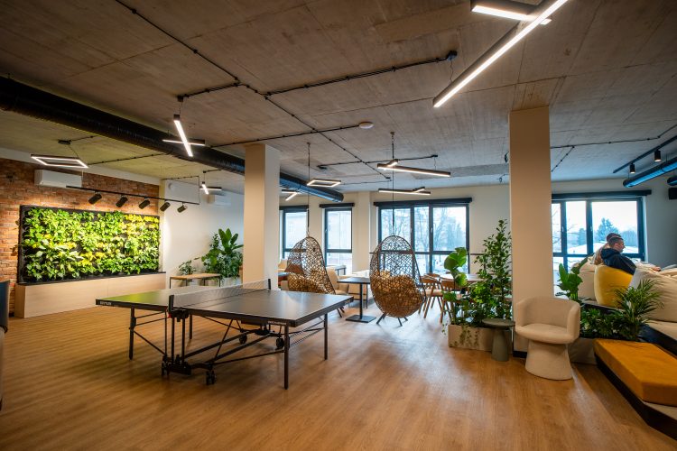 W centrum Kielc ruszyła nowa przestrzeń do pracy i spotkań. Zobacz Sienkiewicza25 [ZDJĘCIA]