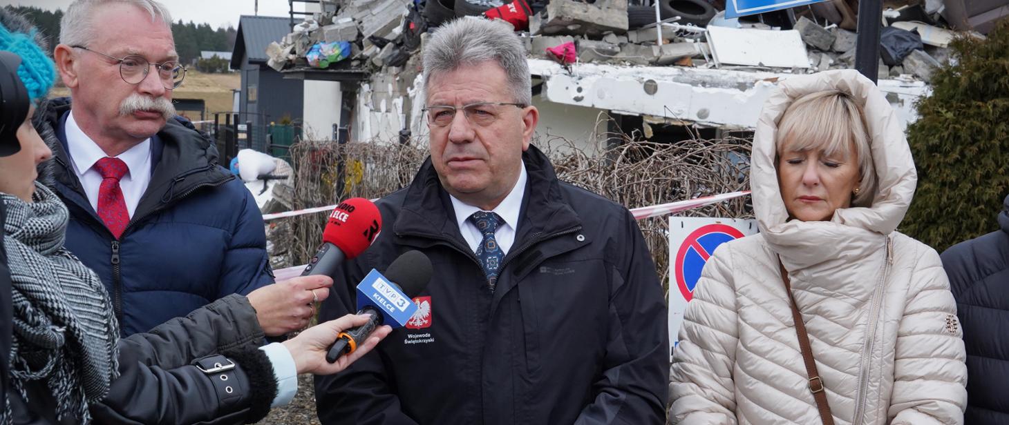 Wybuch w Brzezinkach. Wojewoda zadeklarował wsparcie dla poszkodowanej rodziny