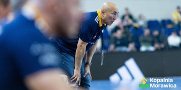 Trener Dujszebajew dumny z drużyny, zmartwiony urazem syna