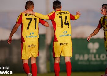 Super Mario dał trzy punkty Koronie