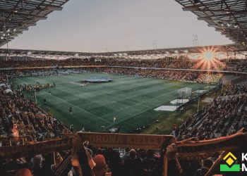 Kulturalna dyskusja o Koronie. Klub prosi miasto o wsparcie infrastruktury „na miarę ambicji”