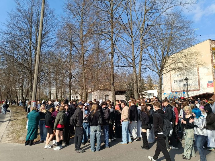 Kolejny alarm bombowy w kieleckiej szkole. Tym razem w „Budowlance” przy ul. Jagiellońskiej