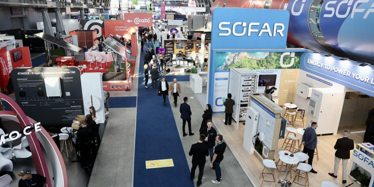 Targi Enex: Systemowe podejście do magazynowania energii nowym standardem w OZE