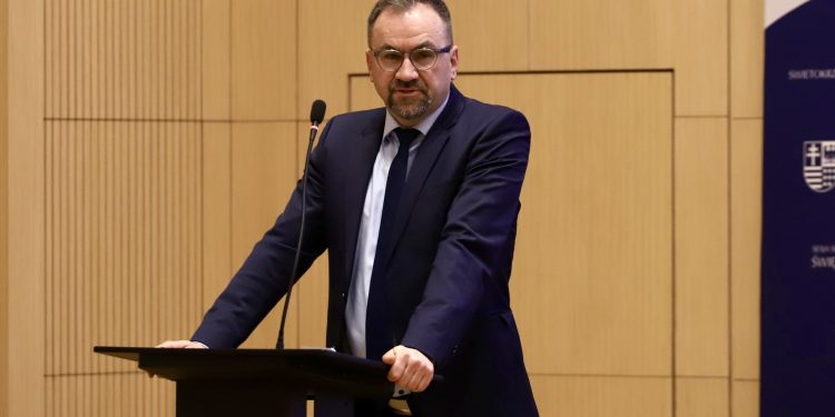 Radny sejmiku z aktem oskarżenia. Twierdzi, że to próba politycznego prześladowania