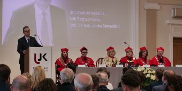Najważniejsza sala reprezentacyjna UJK nazwana na cześć prof. Jacka Semaniaka