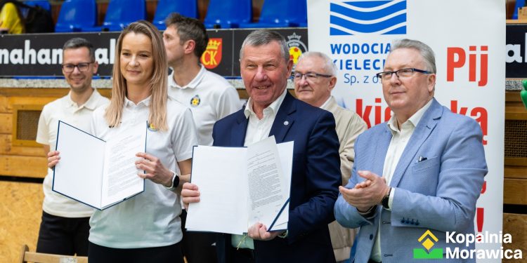 Akademia Korony Handball z pokaźnym wsparciem od Wodociągów Kieleckich
