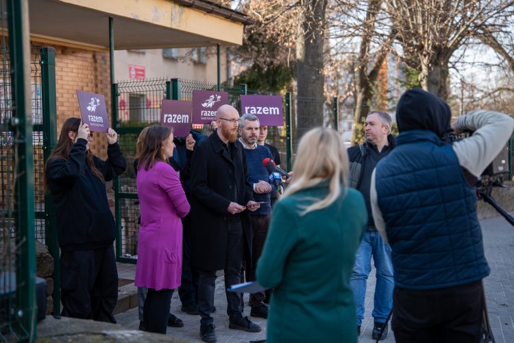 Partia Razem: Niż demograficzny to okazja do podniesienia jakości publicznych przedszkoli