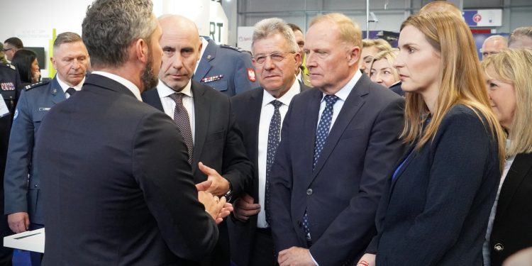 Minister Sobkowiak-Czarnecka w Kielcach: Pierwsze środki z SAFE mogą trafić do Polski w ciągu kilku tygodni