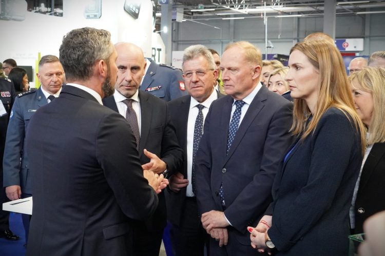 Minister Sobkowiak-Czarnecka w Kielcach: Pierwsze środki z SAFE mogą trafić do Polski w ciągu kilku tygodni