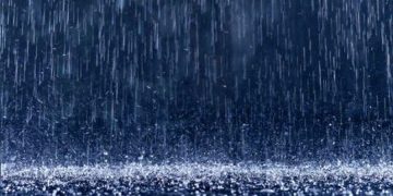 Załamanie pogody i intensywne opady deszczu. IMGW wydał ostrzeżenie pierwszego stopnia dla Świętokrzyskiego