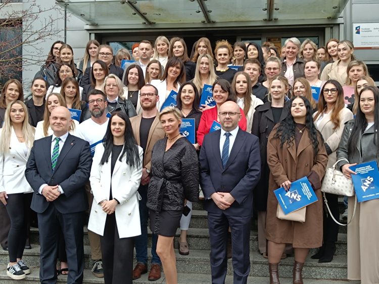 Akademia Lipińskiego. Studenci pielęgniarstwa ze wsparciem z KPO