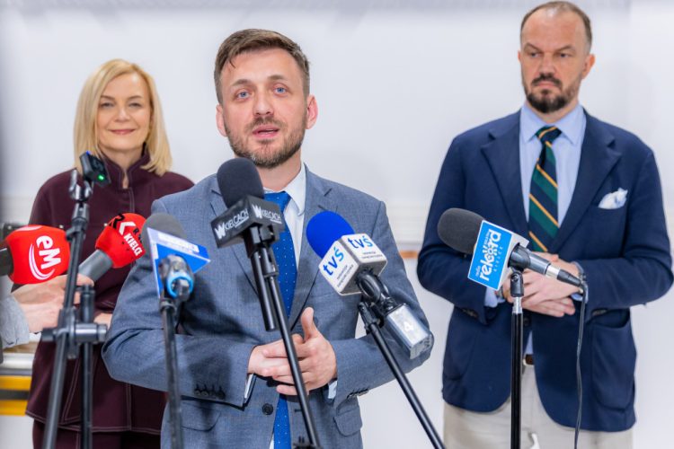 Program „Świętokrzyska Akademia Metrologii i Technologii” realnym wsparciem dla uczniów