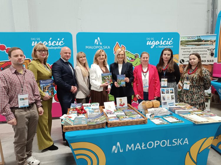 Świętokrzyskie oficjalnie rozpoczęło sezon turystyczny