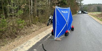 Tragiczny wypadek w powiecie kieleckim. Nie żyje 50 – letnia kobieta