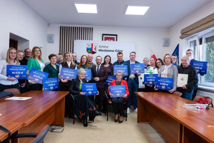 Rusza realizacja zadań publicznych w gminie Miedziana Góra