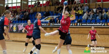 Młode „Koroneczki” pozostają w grze o medale mistrzostw Polski