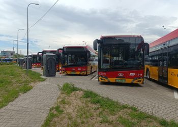 Pierwsze autobusy elektryczne wyjeżdżają na ulice Kielc