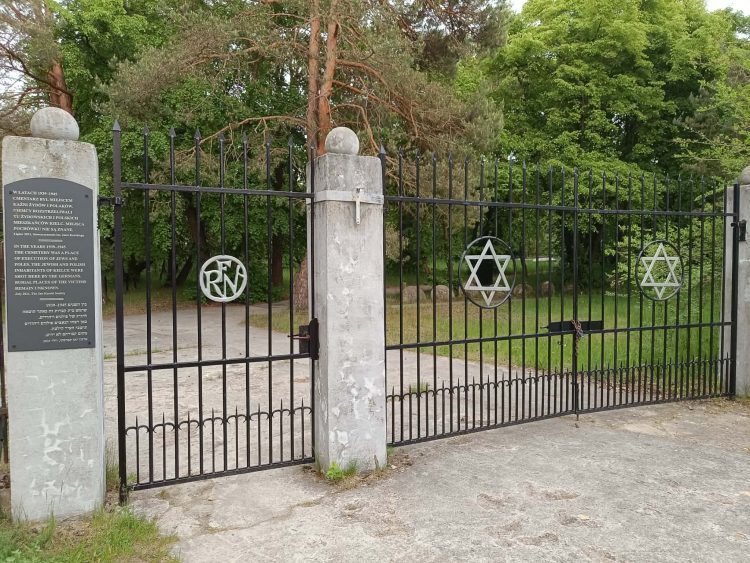 Uczczono 83. rocznicę zamordowania żydowskich dzieci przez hitlerowców
