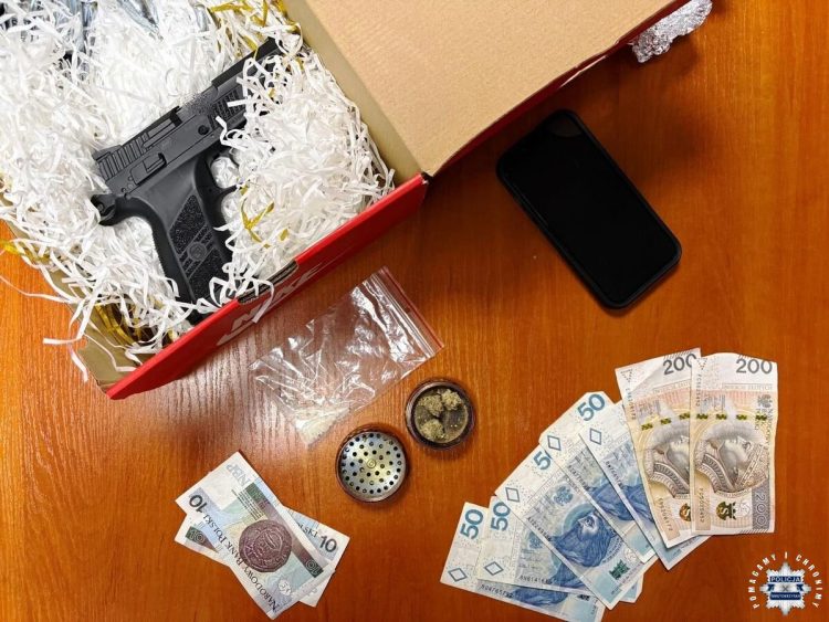 Zarzuty dotyczące rozboju i posiadania środków odurzających. Awantura na osiedlu Jagiellońskim