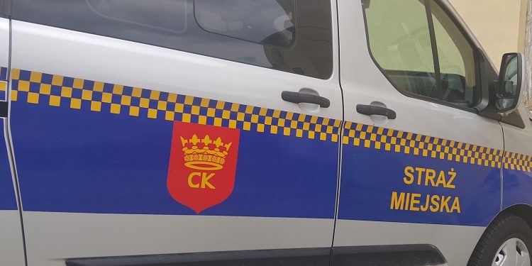 Tragedia na osiedlu Bocianek. Nie żyje mężczyzna, którego znaleziono w altanie śmietnikowej