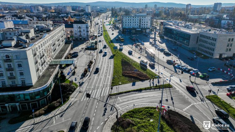 Od środy, 6 maja ważne zmiany w ruchu przed dworcem kolejowym