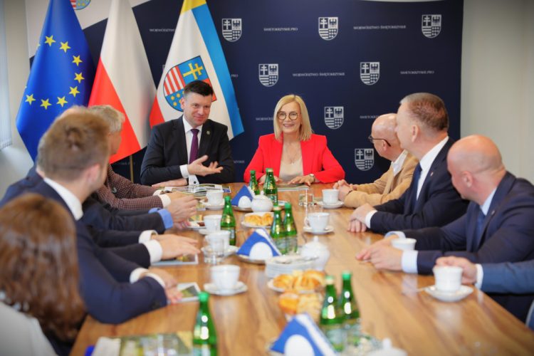 Świętokrzyskie i Małopolska łączą siły. Zapowiedziano współpracę turystyczną regionów