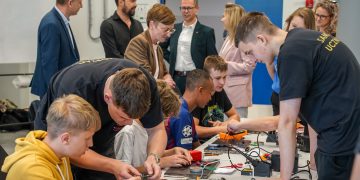 „Zawodowe piątki” nową inicjatywą dla uczniów podstawówek