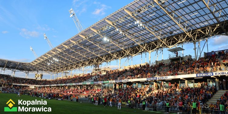 Mecz z Widzewem przy komplecie publiczności