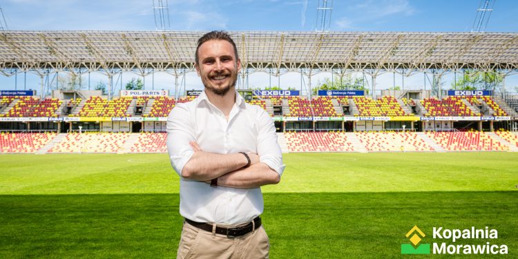 Wzmocnienie akademii Korony. Śledź ściągnął swojego byłego współpracownika